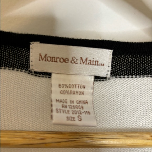 Monroe and Main Black and White Striped Fly Away Cardigan - Picture 3 of 7